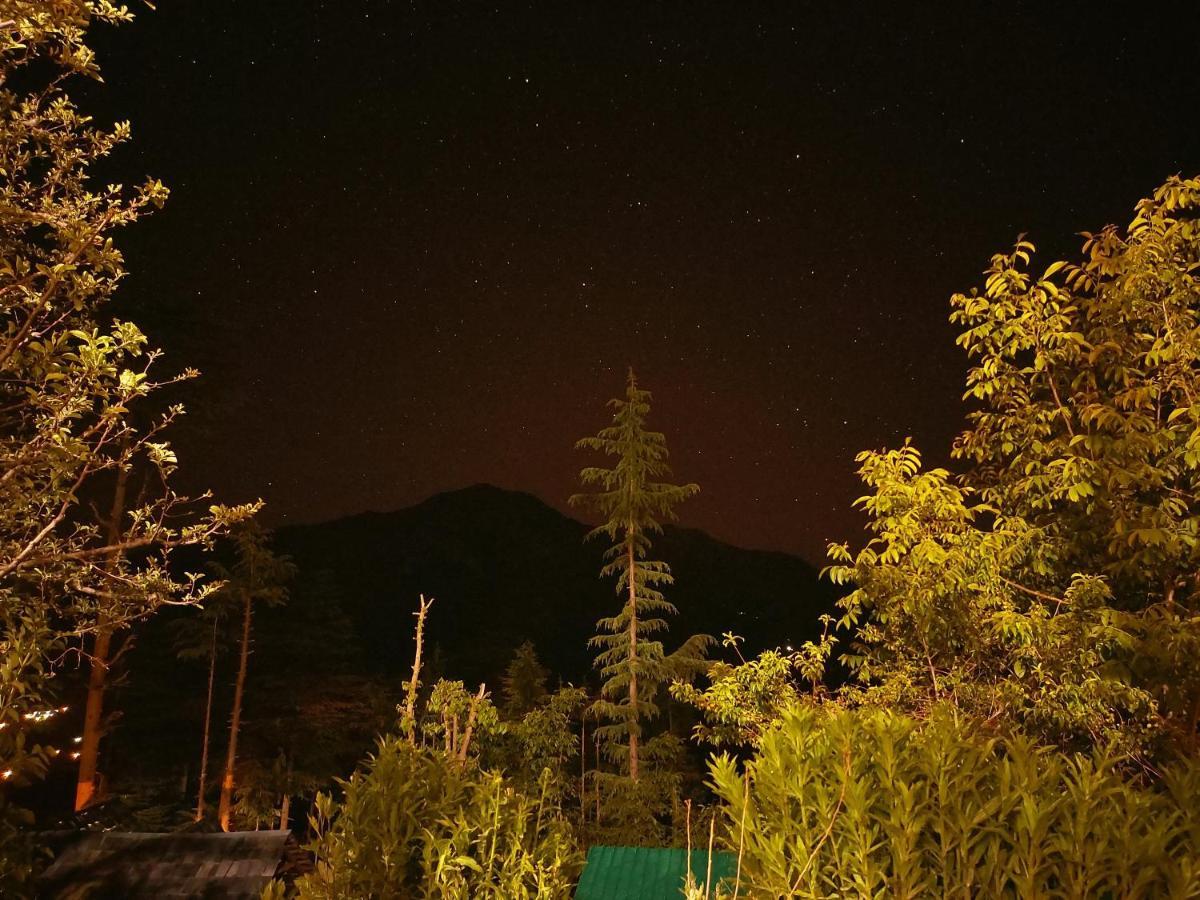 Ishan Log Huts-A Boutique Home Stay Banjār Dış mekan fotoğraf