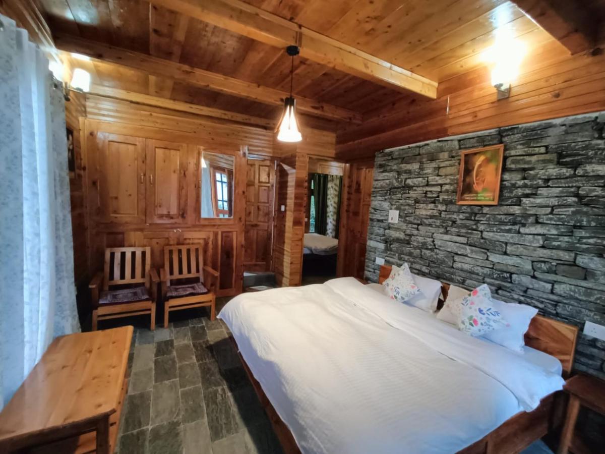 Ishan Log Huts-A Boutique Home Stay Banjār Dış mekan fotoğraf