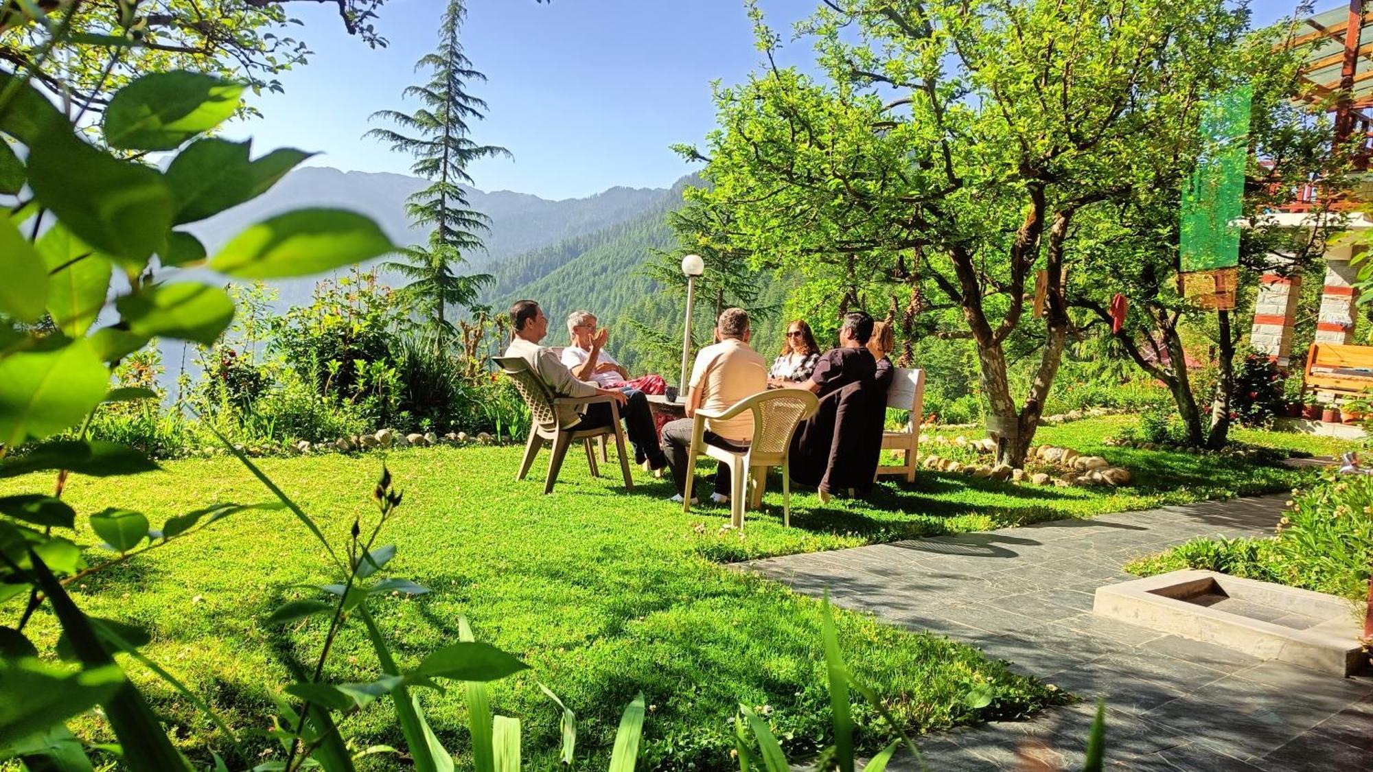 Ishan Log Huts-A Boutique Home Stay Banjār Dış mekan fotoğraf